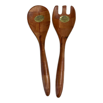 Serving spoons in oriental wood
