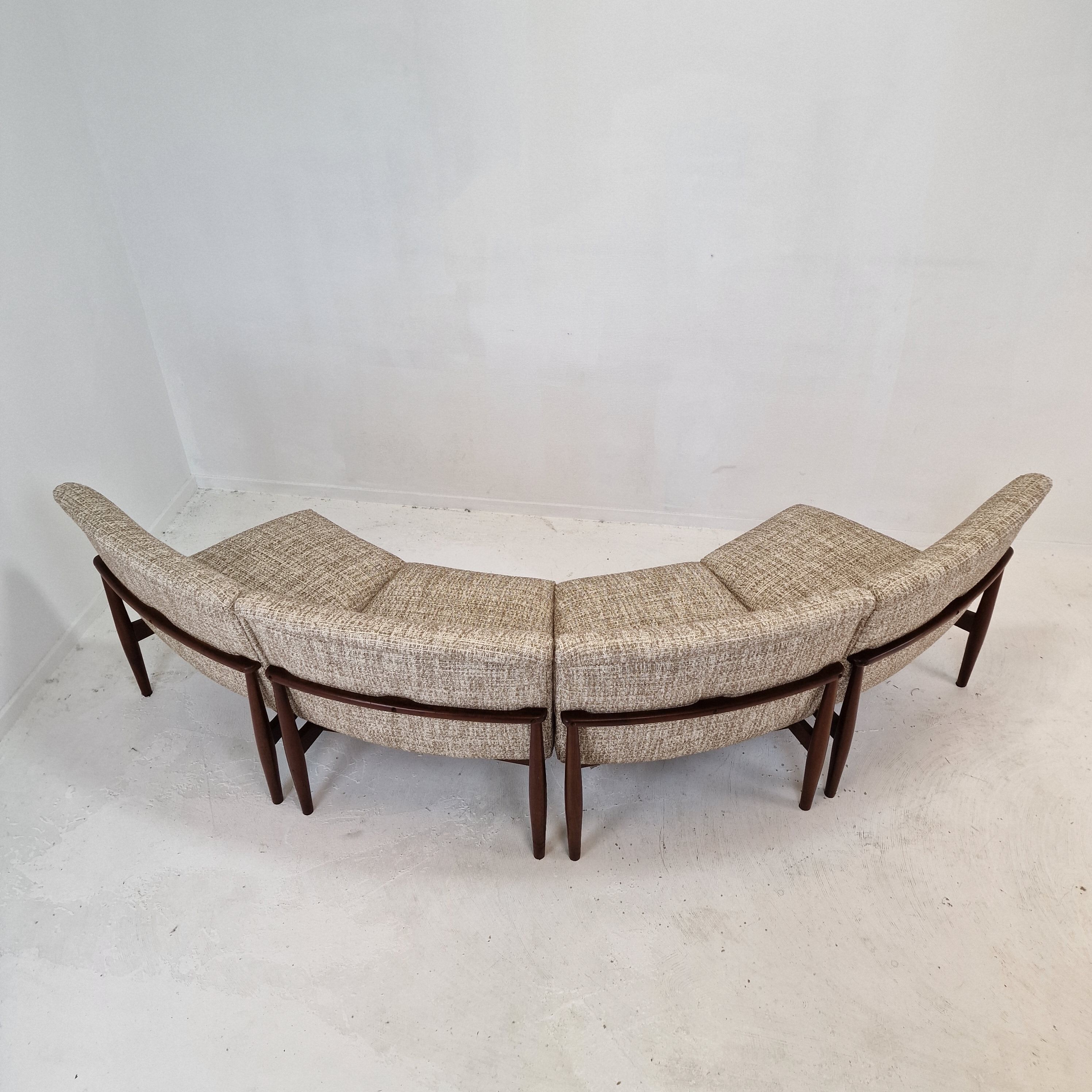 Mid-century round bench in teak Denmark 1960s