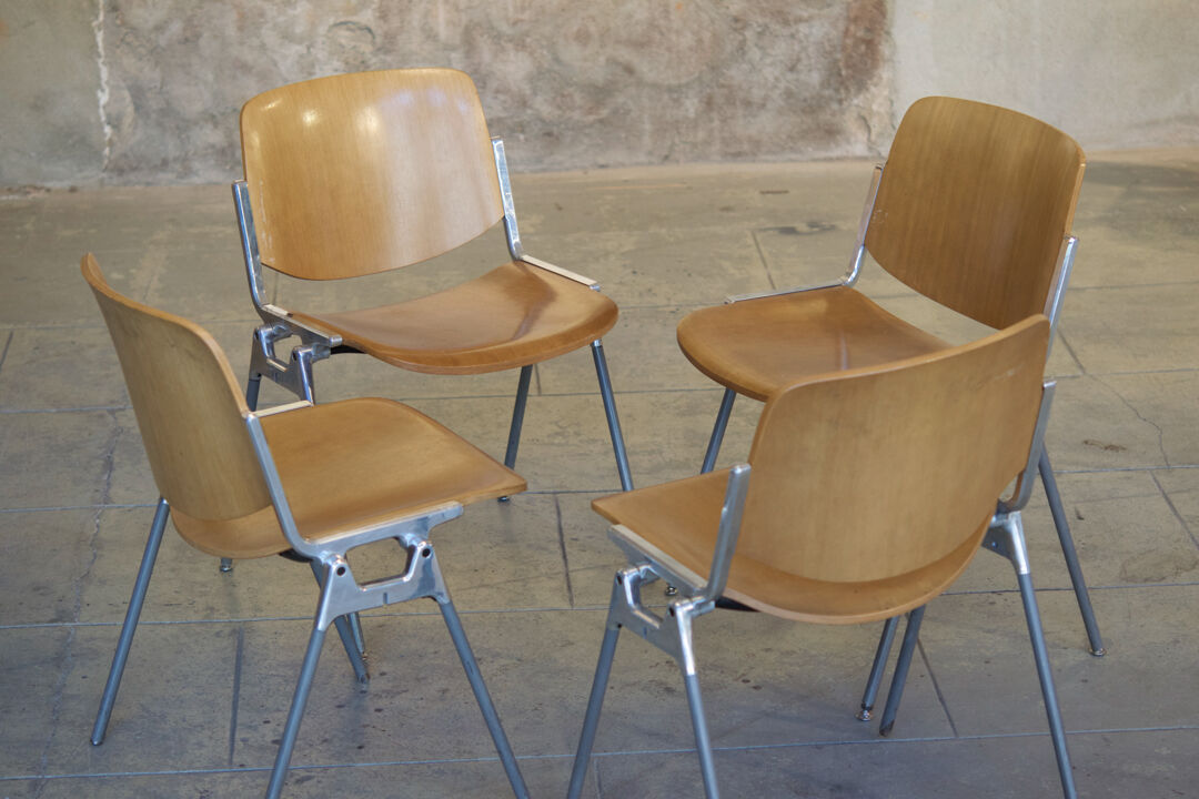 Set of four Piretti chairs for Castelli publishing house 1965'