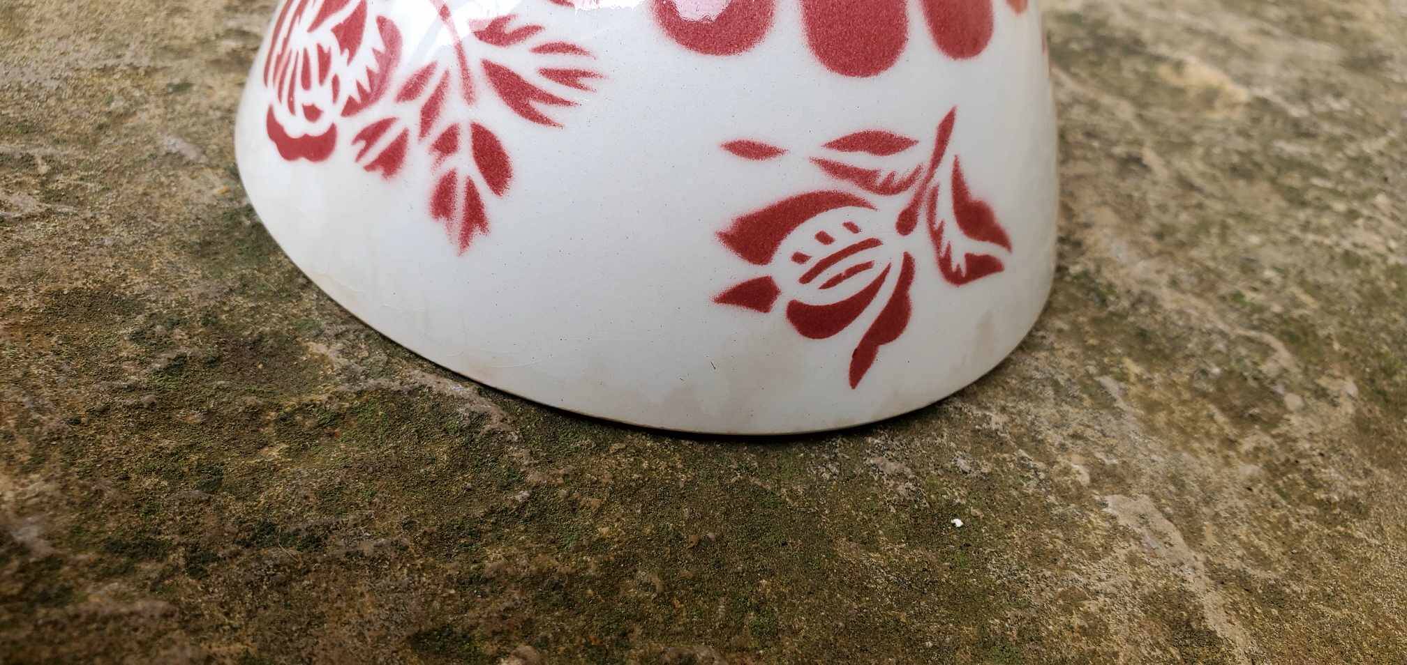 Set of 2 Sarreguemines bowls model 7