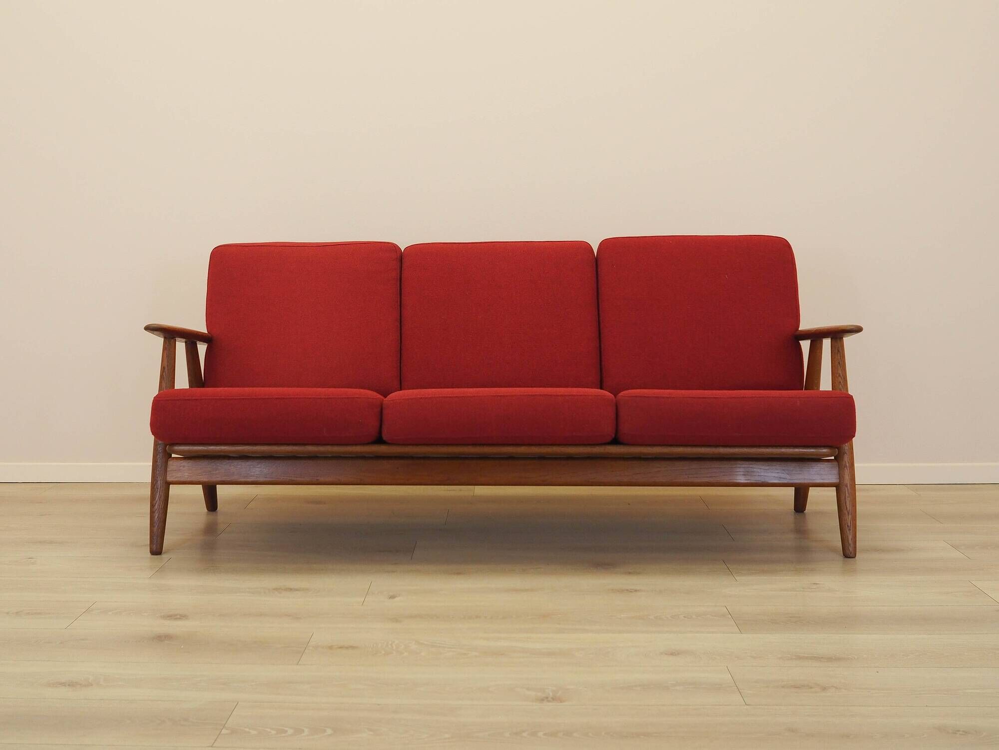 Red sofa CIGAR, Danish design, 1960s, designer: Hans J. Wegner, manufacture