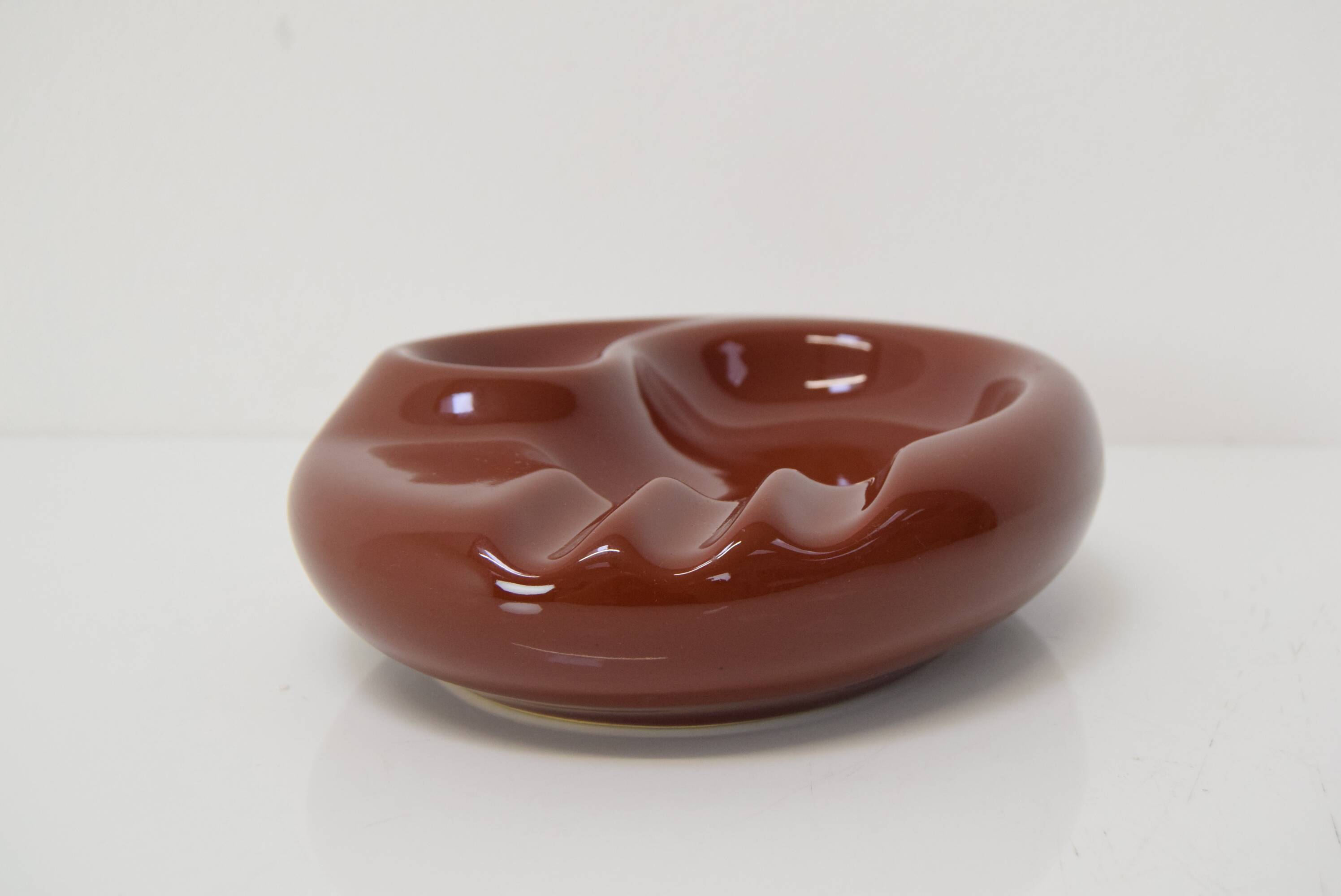 Vintage design Ceramic Ashtray, 1960's.