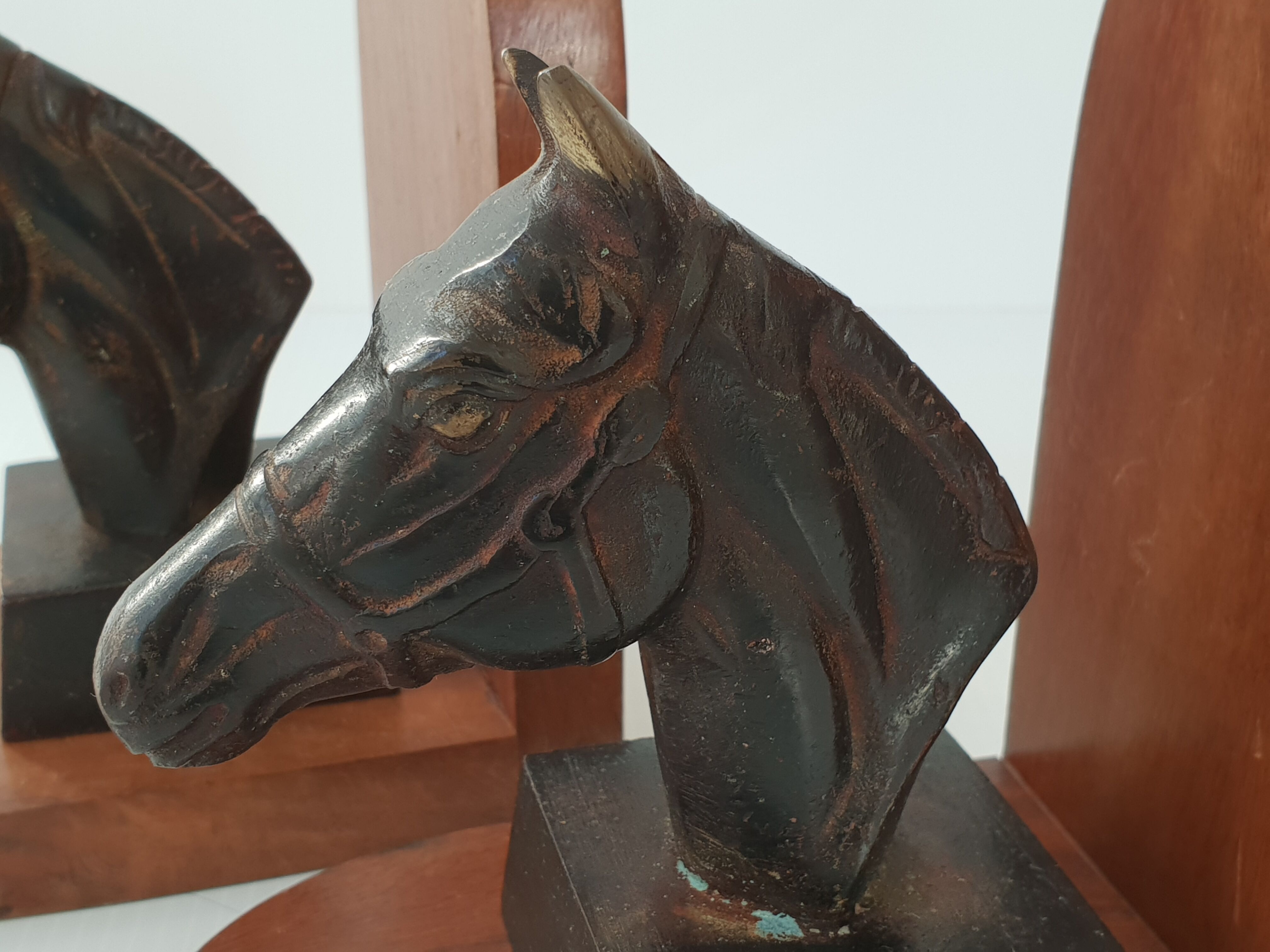 Pair of bookends vintage 1960 skids