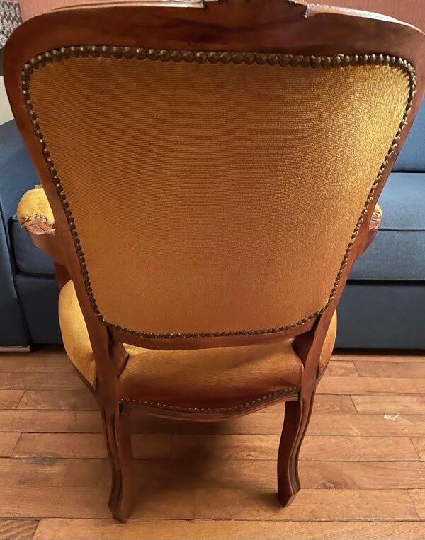 Fauteuil bois et velours