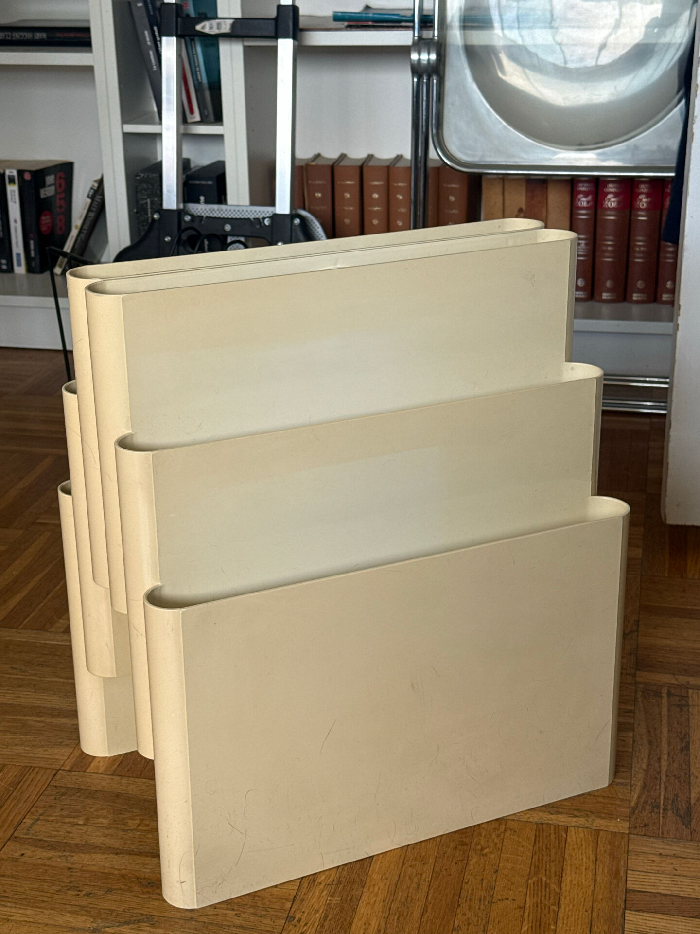 Magazine rack Kartell Giotto Stoppino