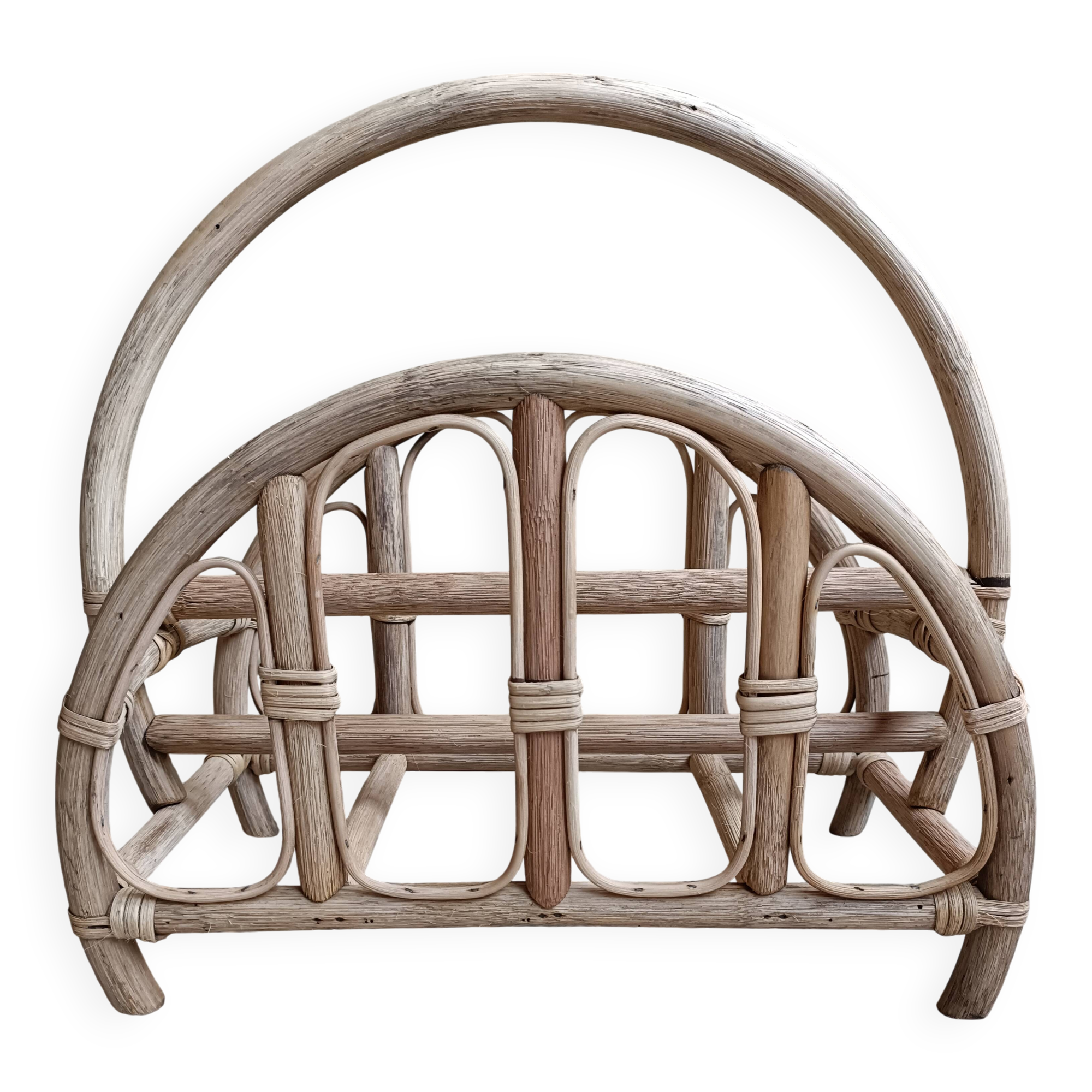 Refurbished rattan magazine rack