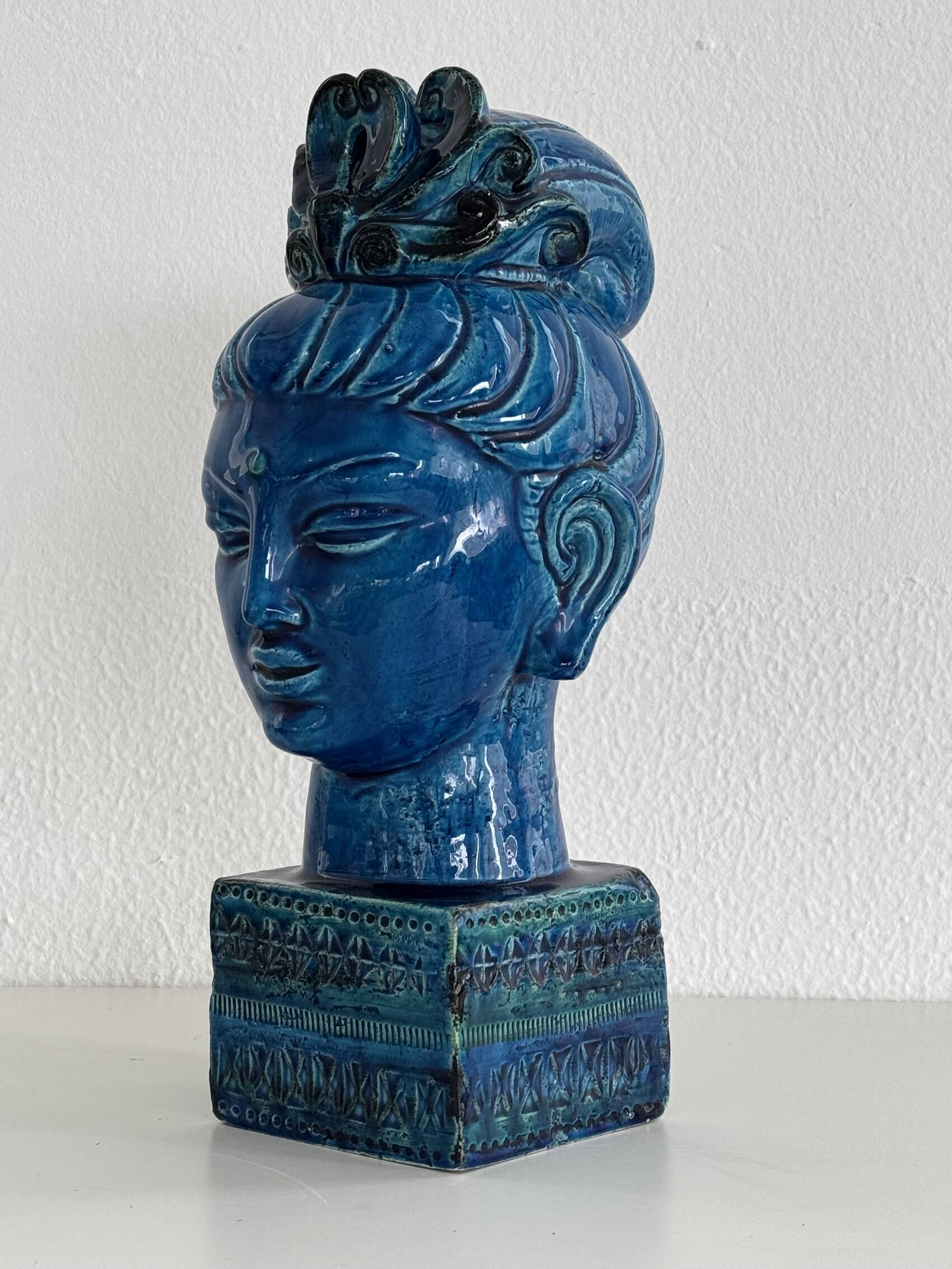 Aldo Londi for Bitossi Kwan Yin Buddha Rimini Blu, Italy, 1970s