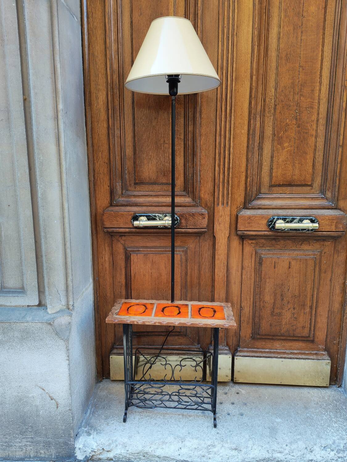 Floor lamp - table - magazine rack in wrought iron