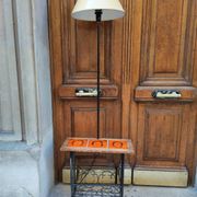 Lampadaire -table-porte revue en fer forgé