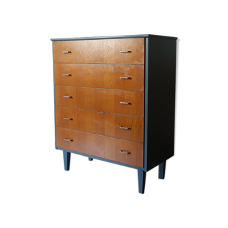 Vintage chest of drawers