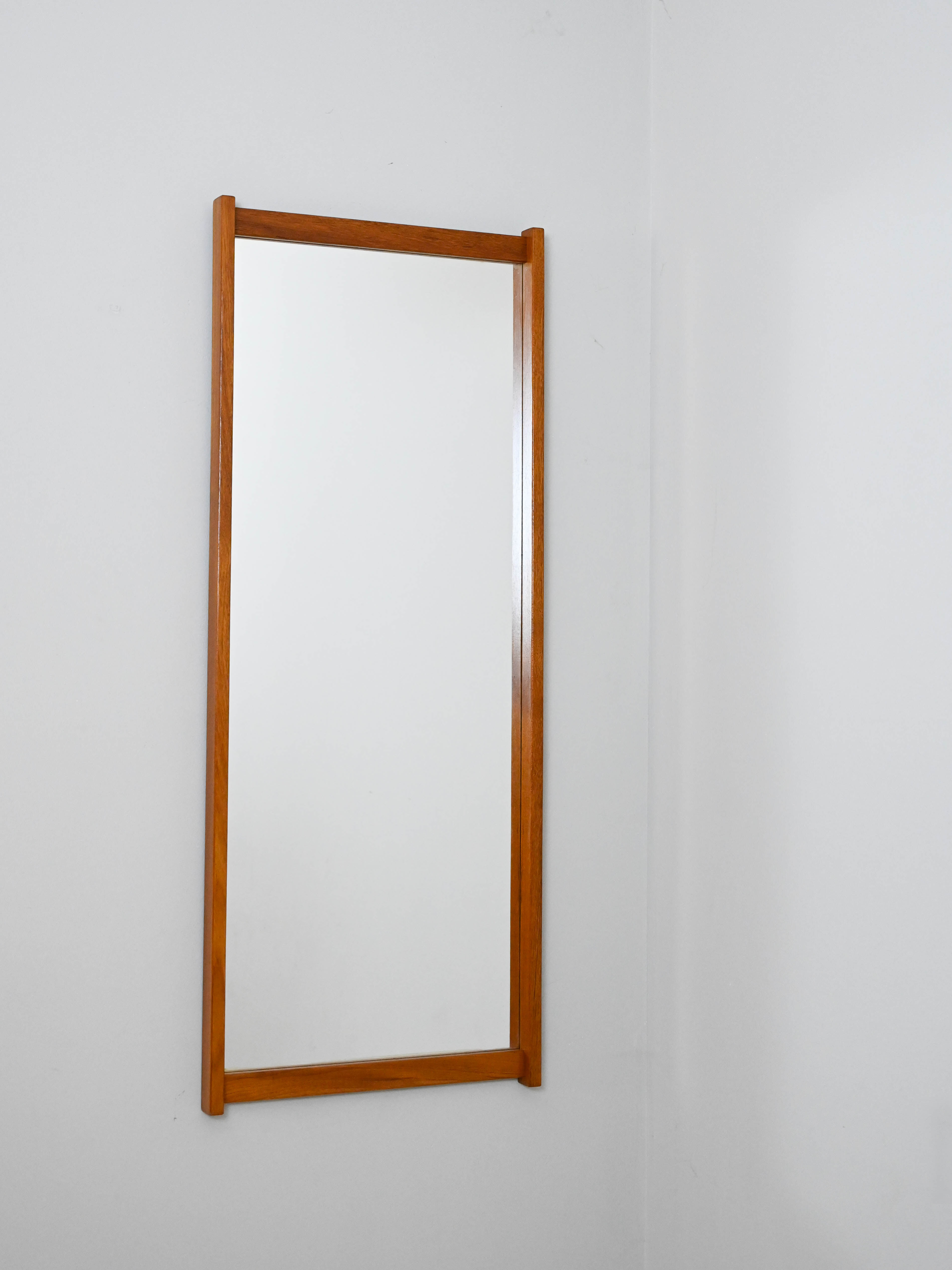 Scandinavian mirror