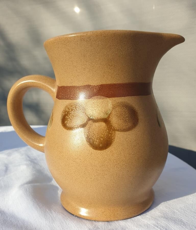 Sandstone pitcher decorated hand Nadège de Sarreguemines 1970