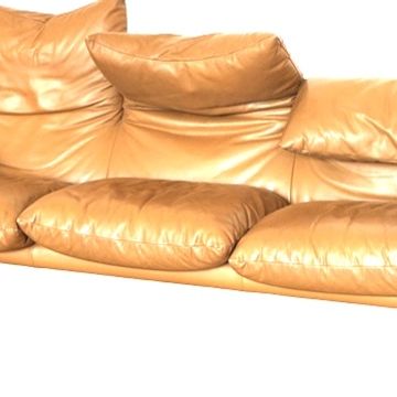 Maranlunga sofa by Cassina designed by Vico Magistretti in leather.