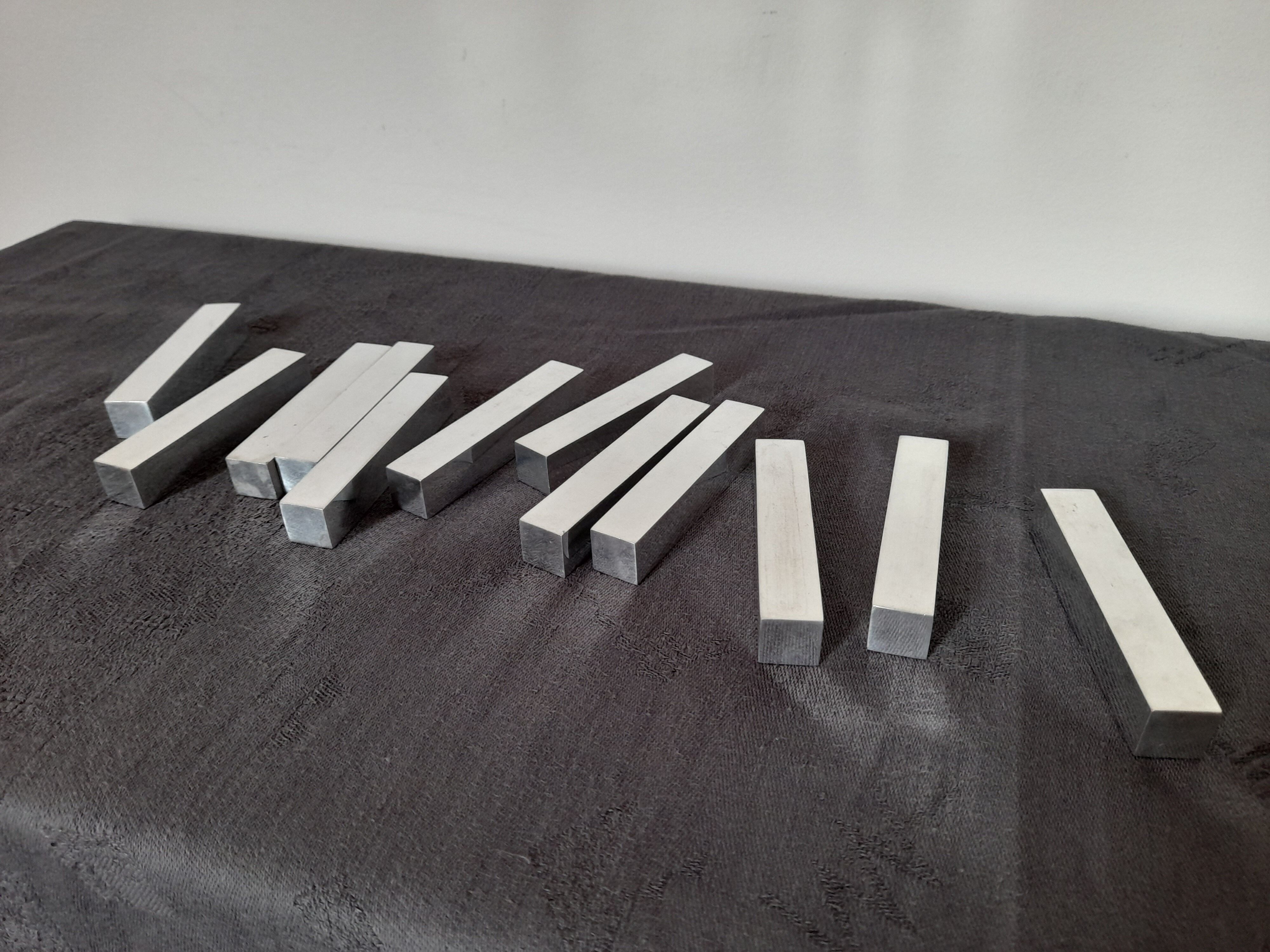 12 chrome knife holders