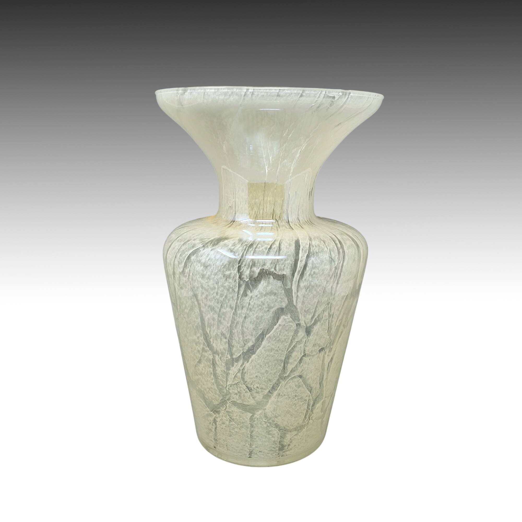 1970s Luxury handcrafted Green Vase in Murano glass by Maestro del Vetro.