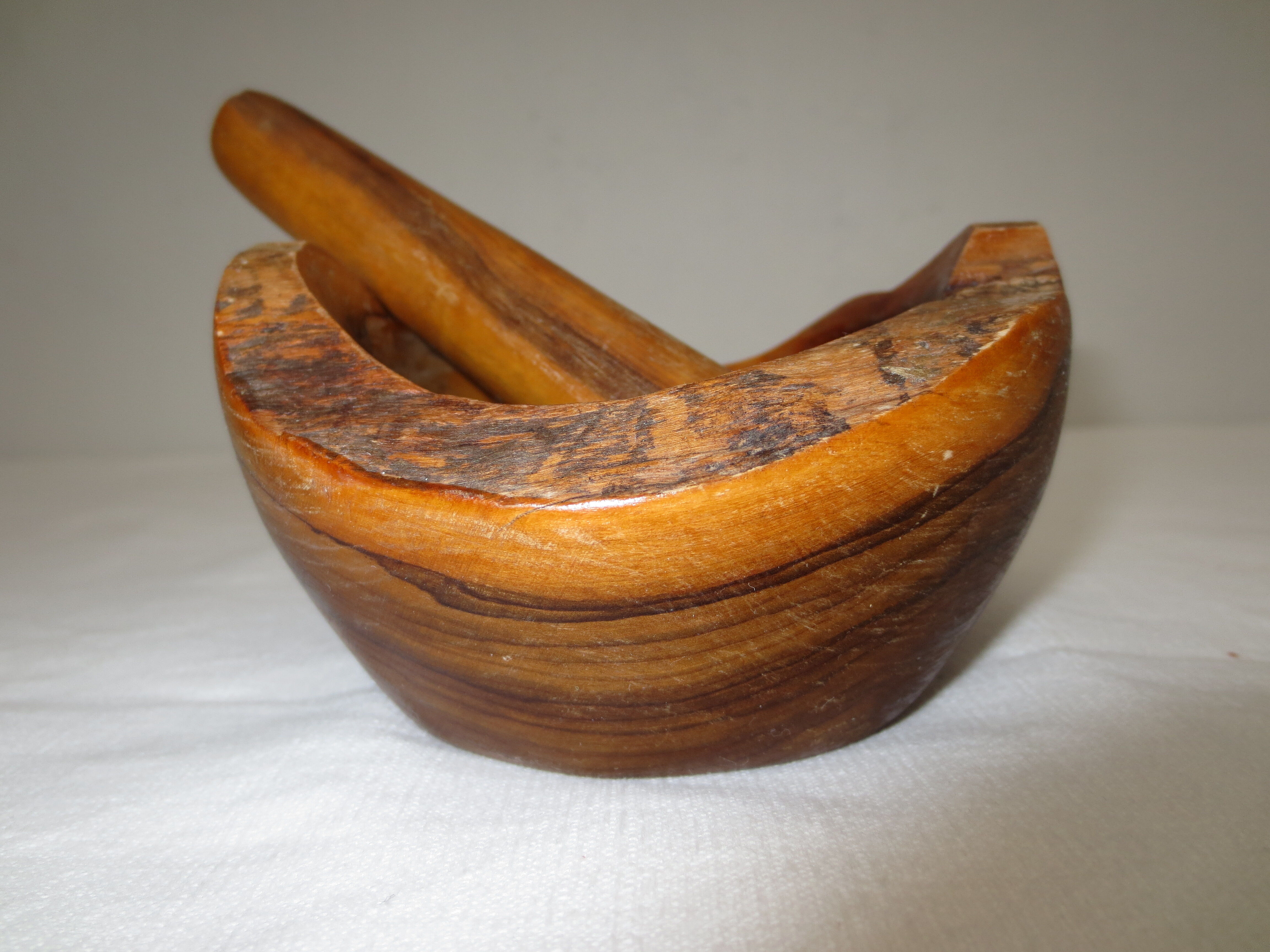 mortar and olive wood pestle