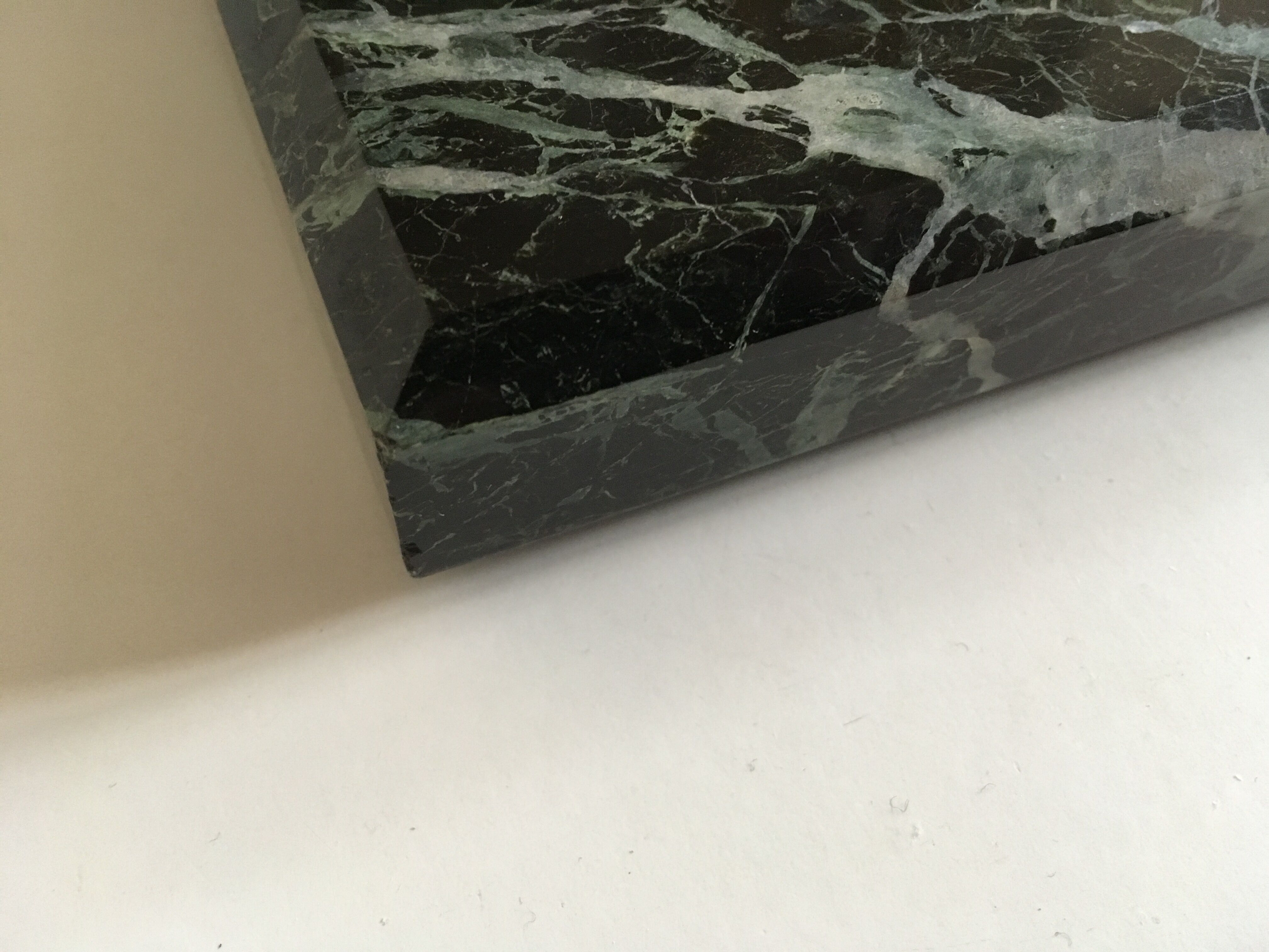 Green marble flat undermat 1960