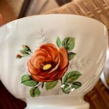 Set of 5 porcelain bowls