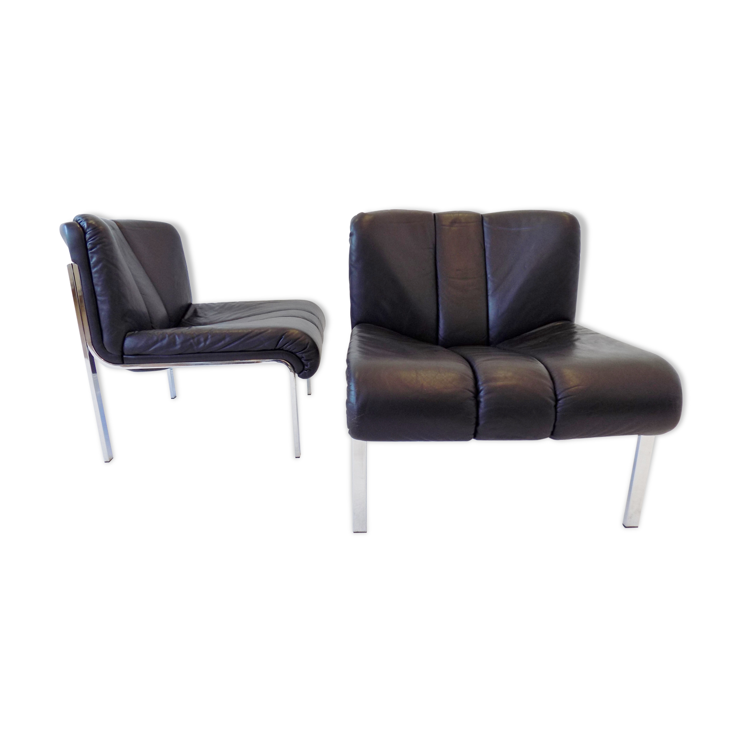 Girsberger Eurochair set of 2 black leather lounge chairs