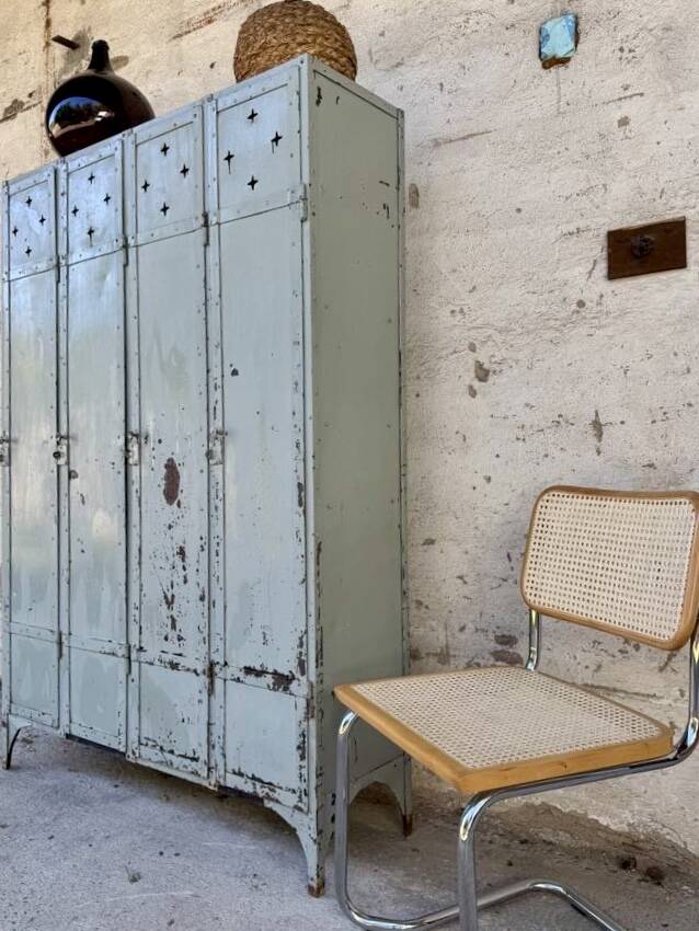 Old metal locker with 4 doors