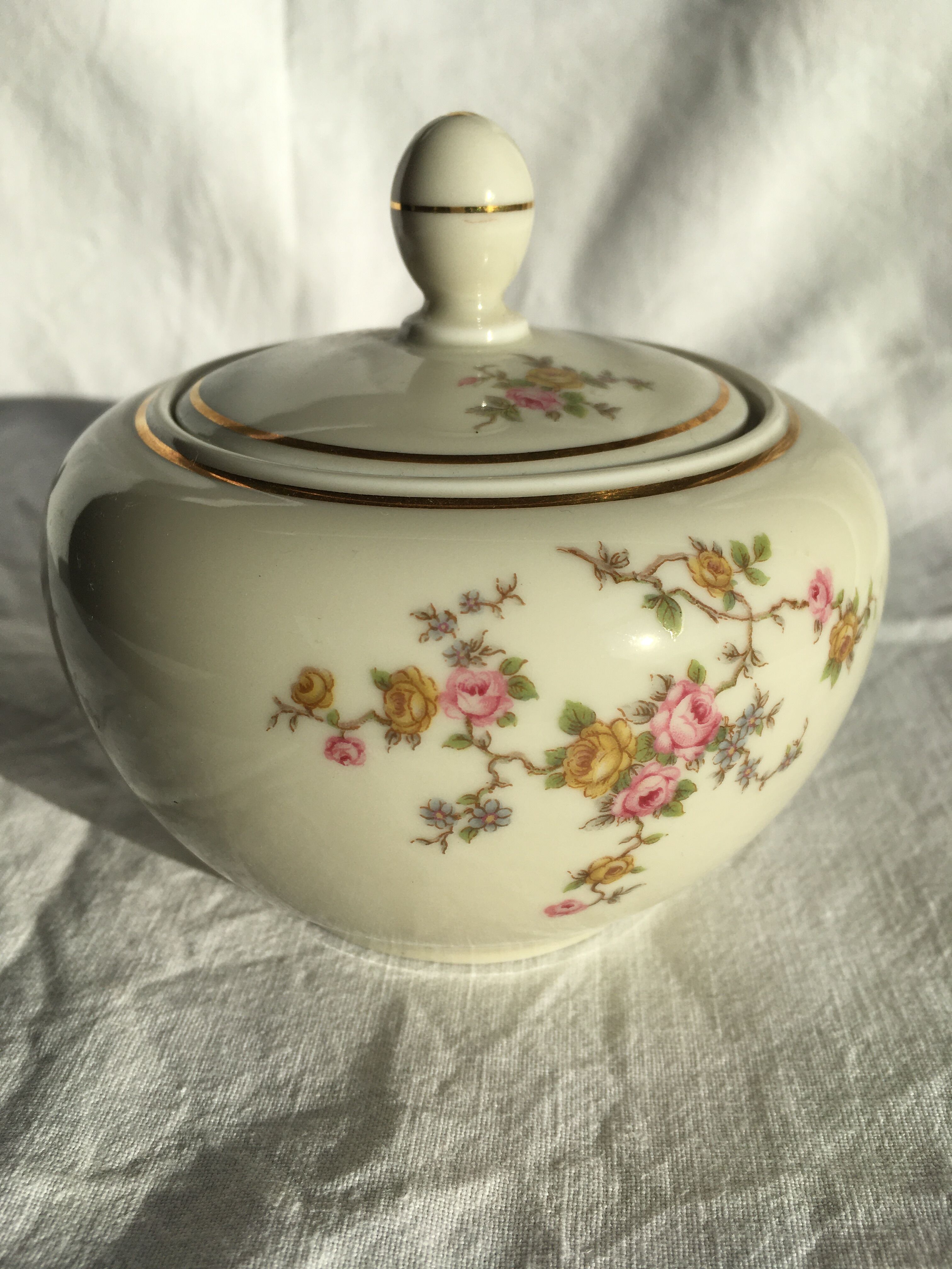 Porcelain sweetener Haviland Bavaria.
