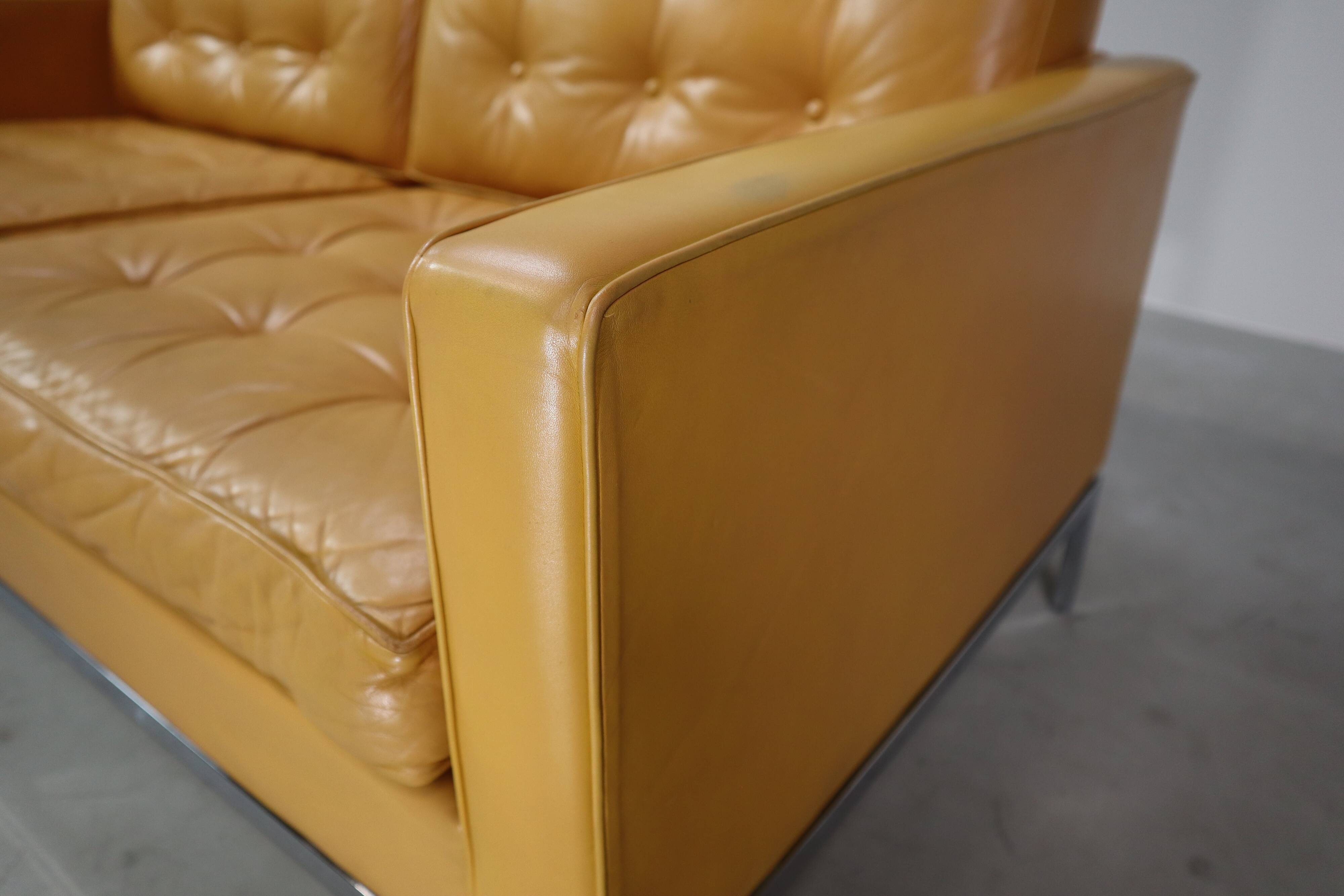 Florence Knoll two-seater sofa in mustard yellow leather, 1970