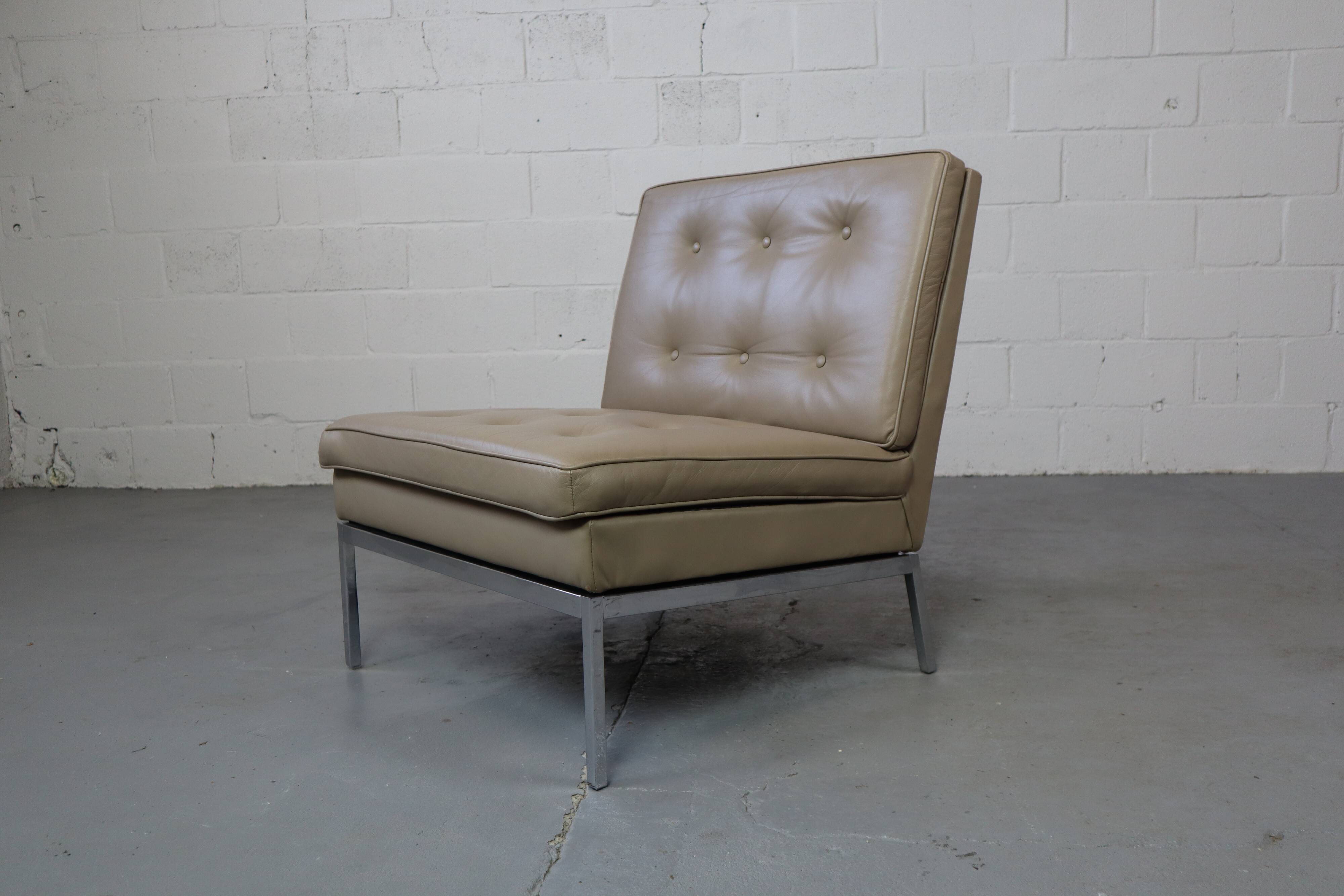 Florence Knoll lounge chair