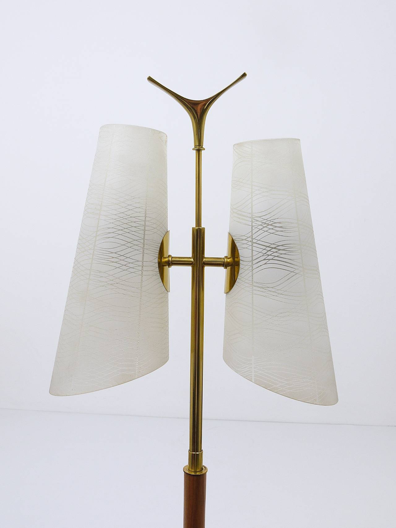 Mid-century brass floor lamp by Rupert Nikoll, Austria, 1950s.