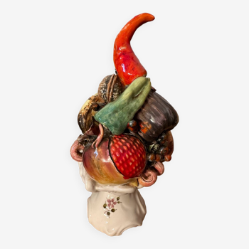 Faïence Italienne Majolique - Barbotine : Coupe Fruits et Légumes H 27 cm - vers 1920