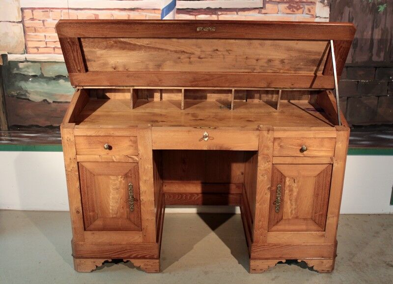 Office of slope in ash and acacia 19th