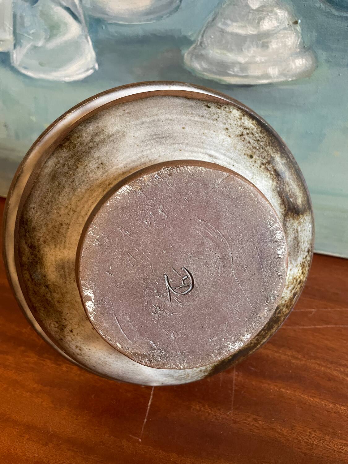 Stoneware flower vase sign