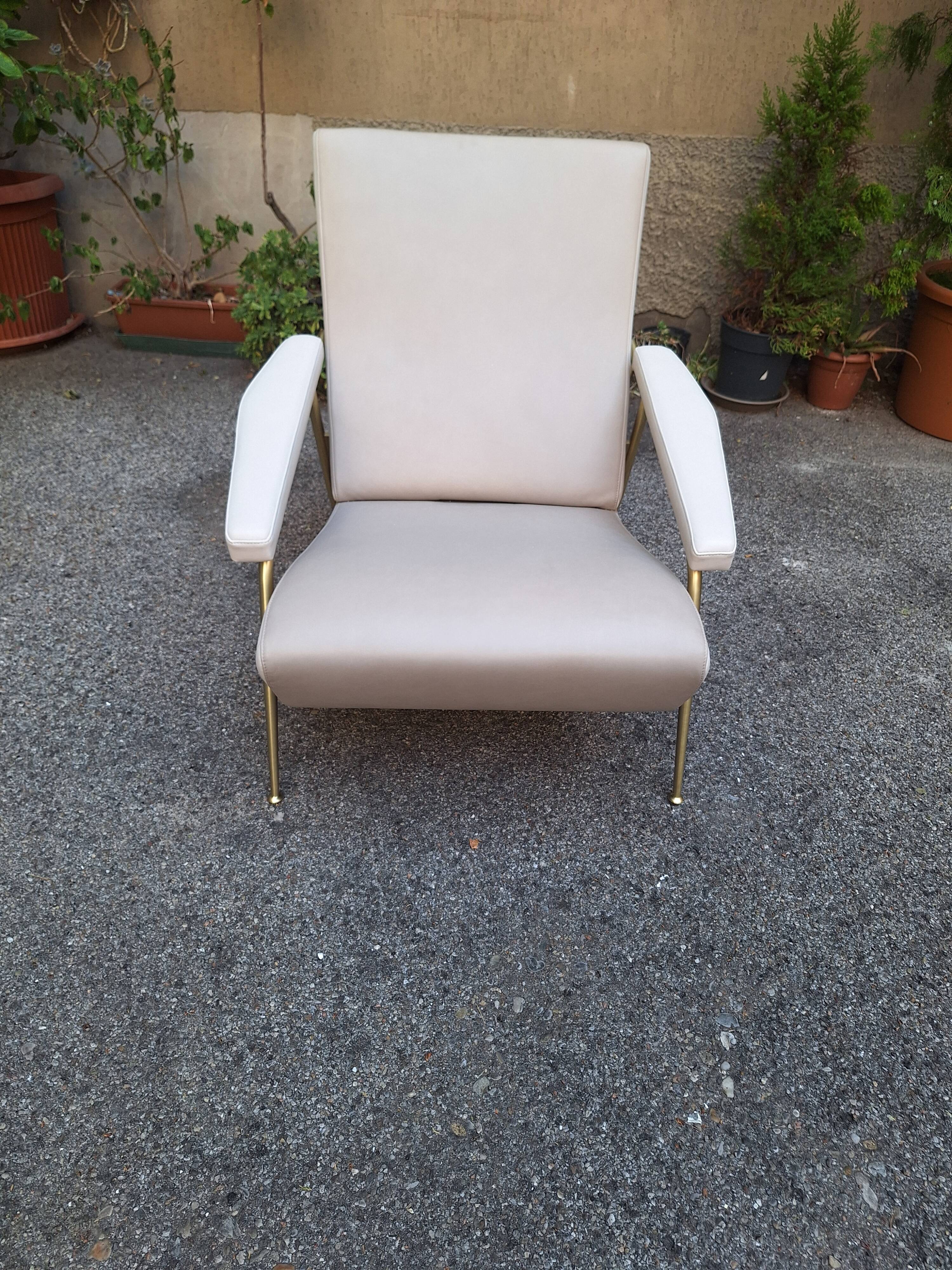 poltrona D.153.1 deza distex en cuir gio ponti pour molteni