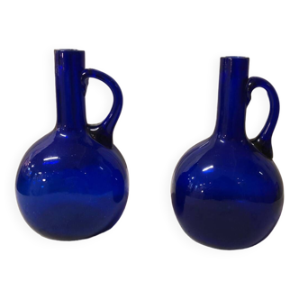 Deux carafes à vin anciennes bleu cobalt