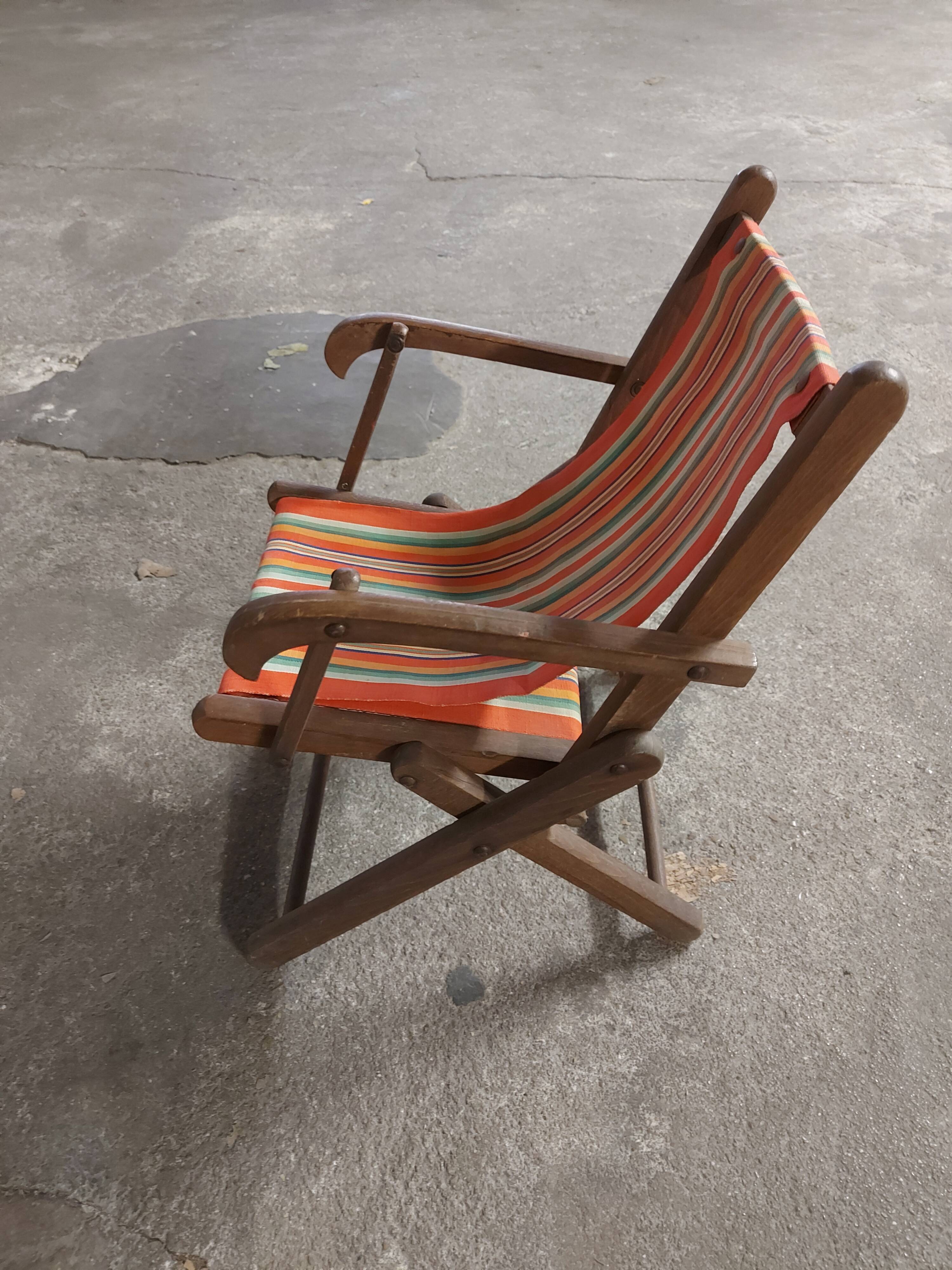 Vintage children's chaise longue