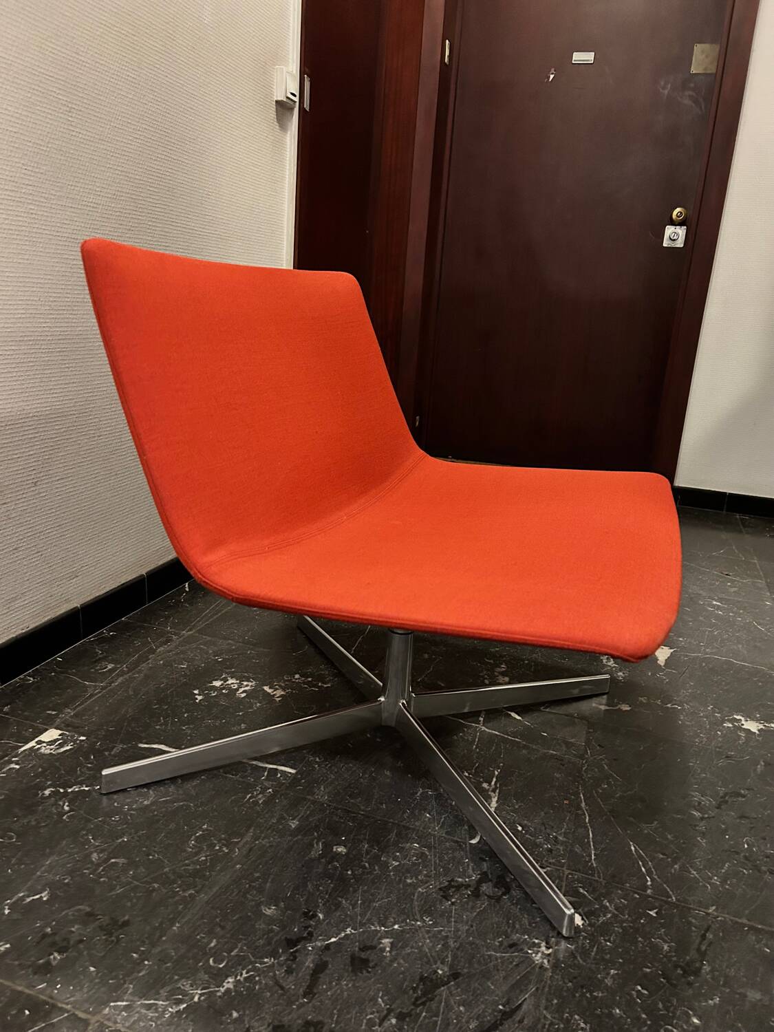 Arper - Catifa 80 Armchair