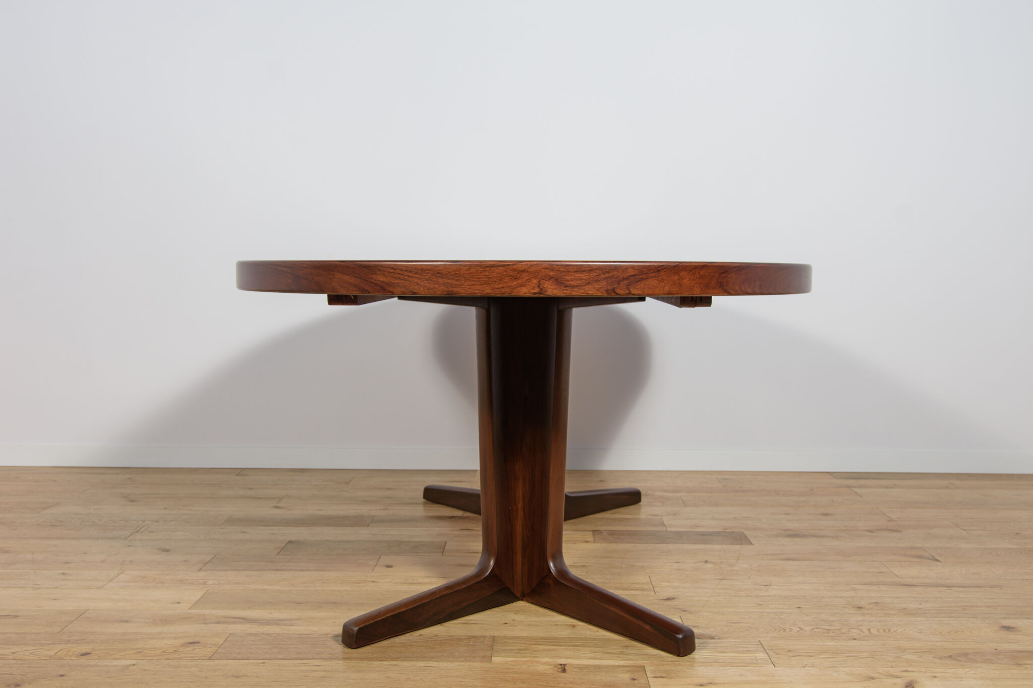 Mid-century round rosewood extendable dining table, Denmark, 1960s