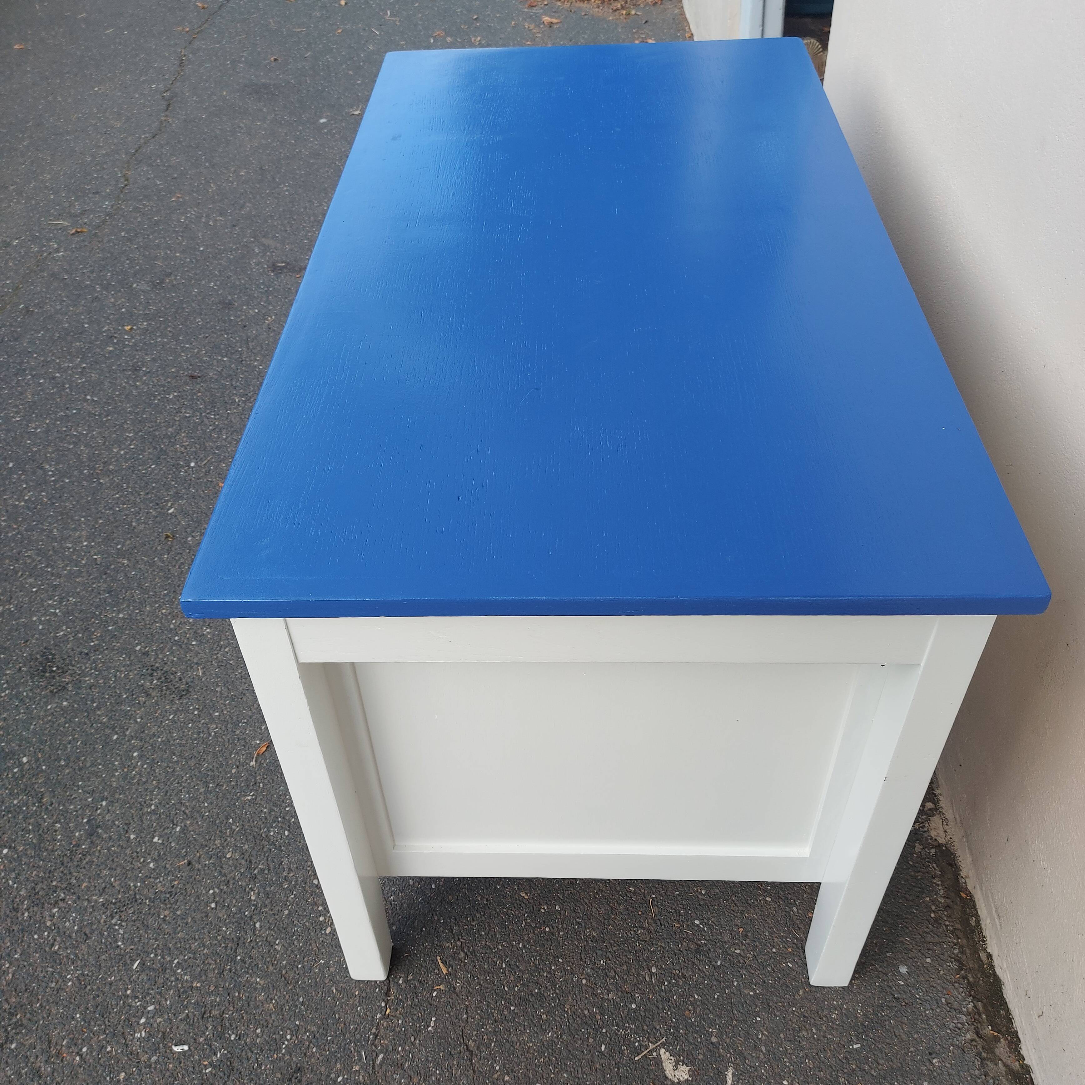 desk from the 1940s/50s