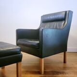 Vintage wingback chair 2431 with ottoman by Børge Mogensen for Fredericia