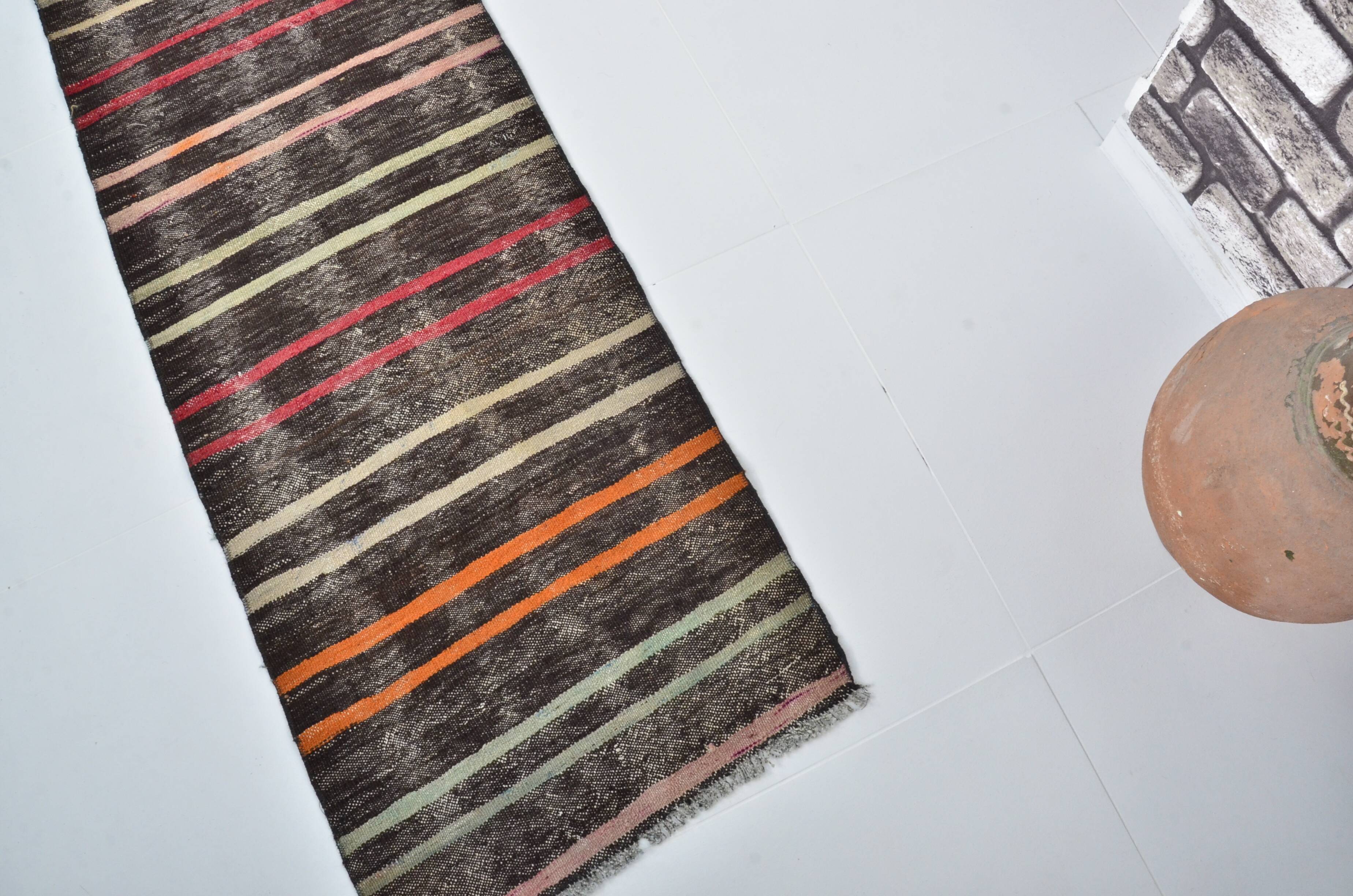 Vintage neutral kilim rug sku 3395