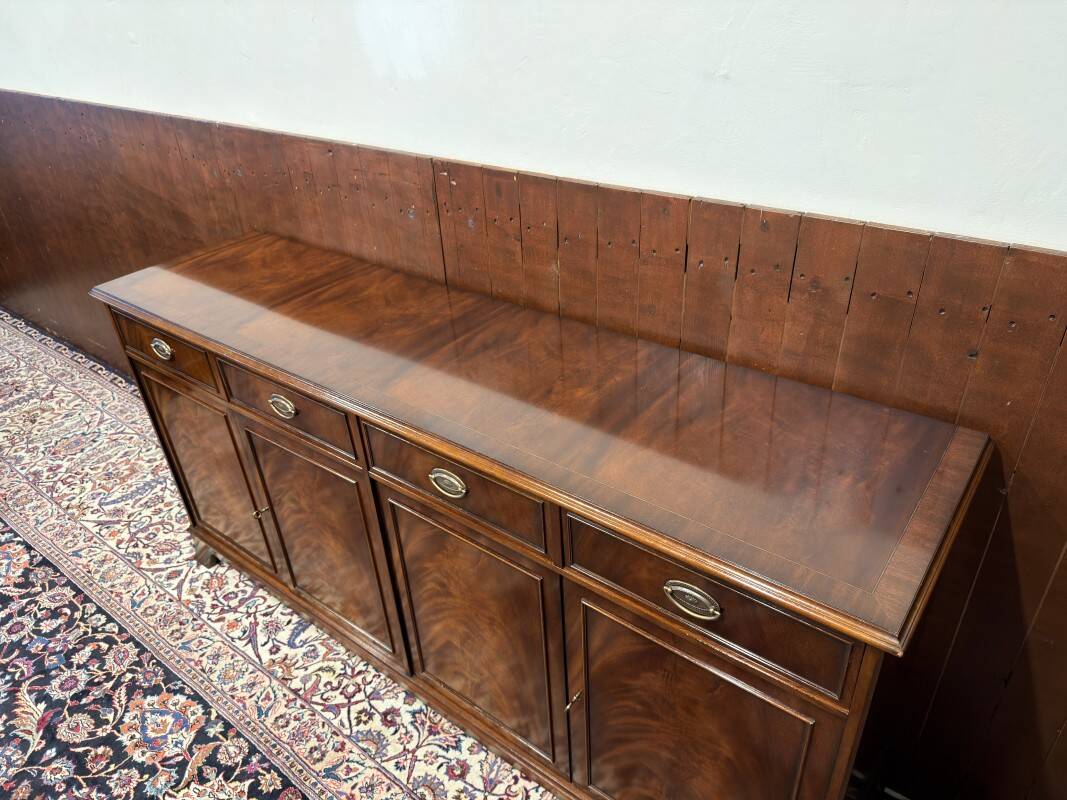 Classic English Heldense Exclusive Office Cabinet