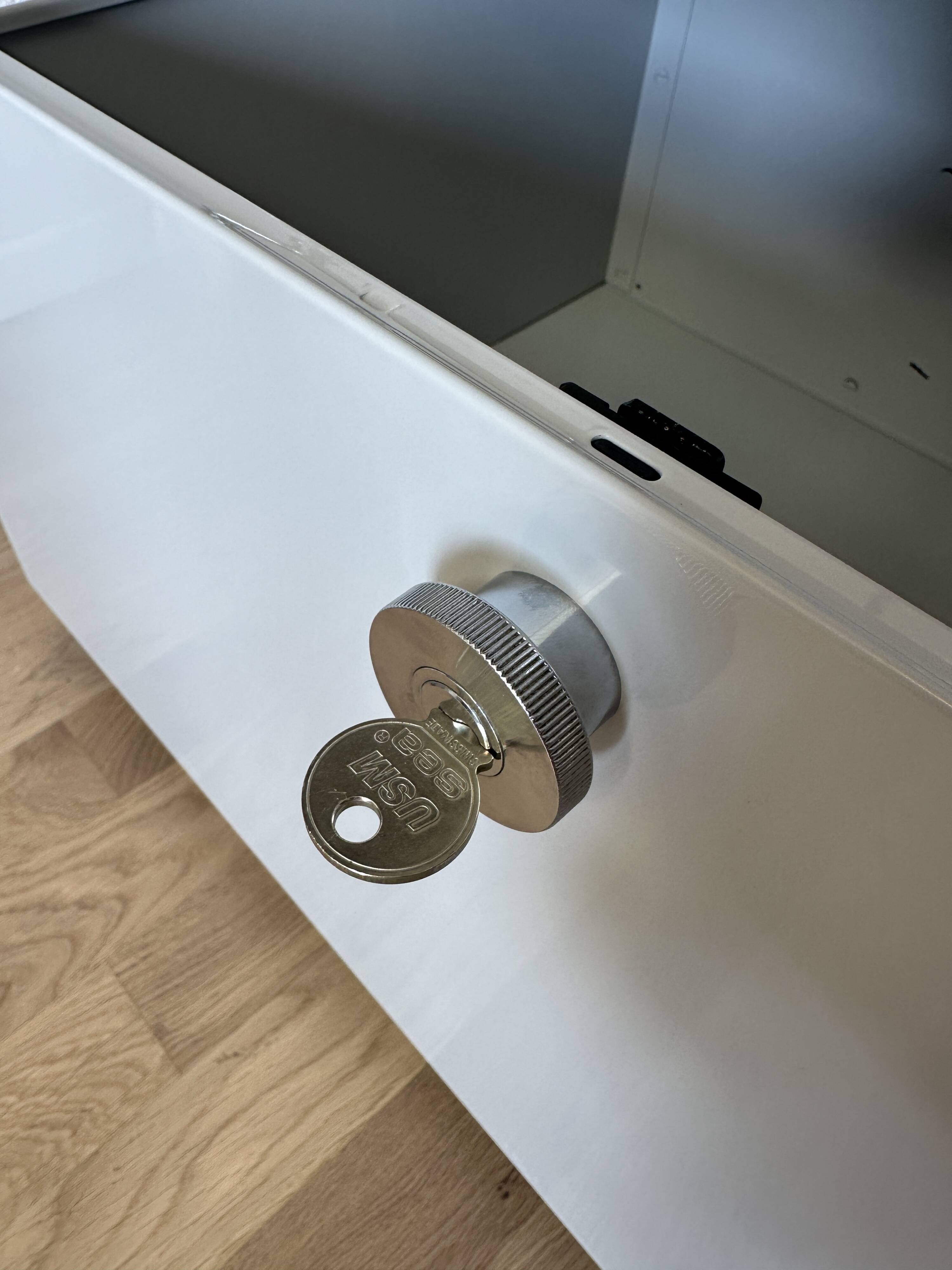 USM Haller Commode in Light Grey
