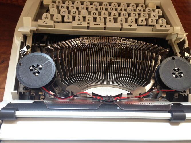Machine à écrire Hermes 3000 circa 1960