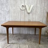Scandinavian table