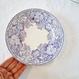 6 assiettes plates en terre de fer violette Sarreguemines U&C modèle géranium, XIXème siècle