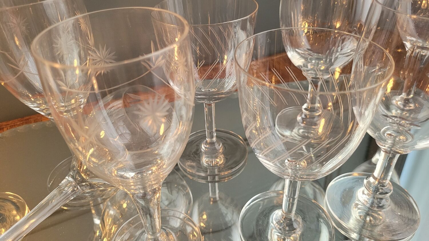 Chiseled glasses 60's