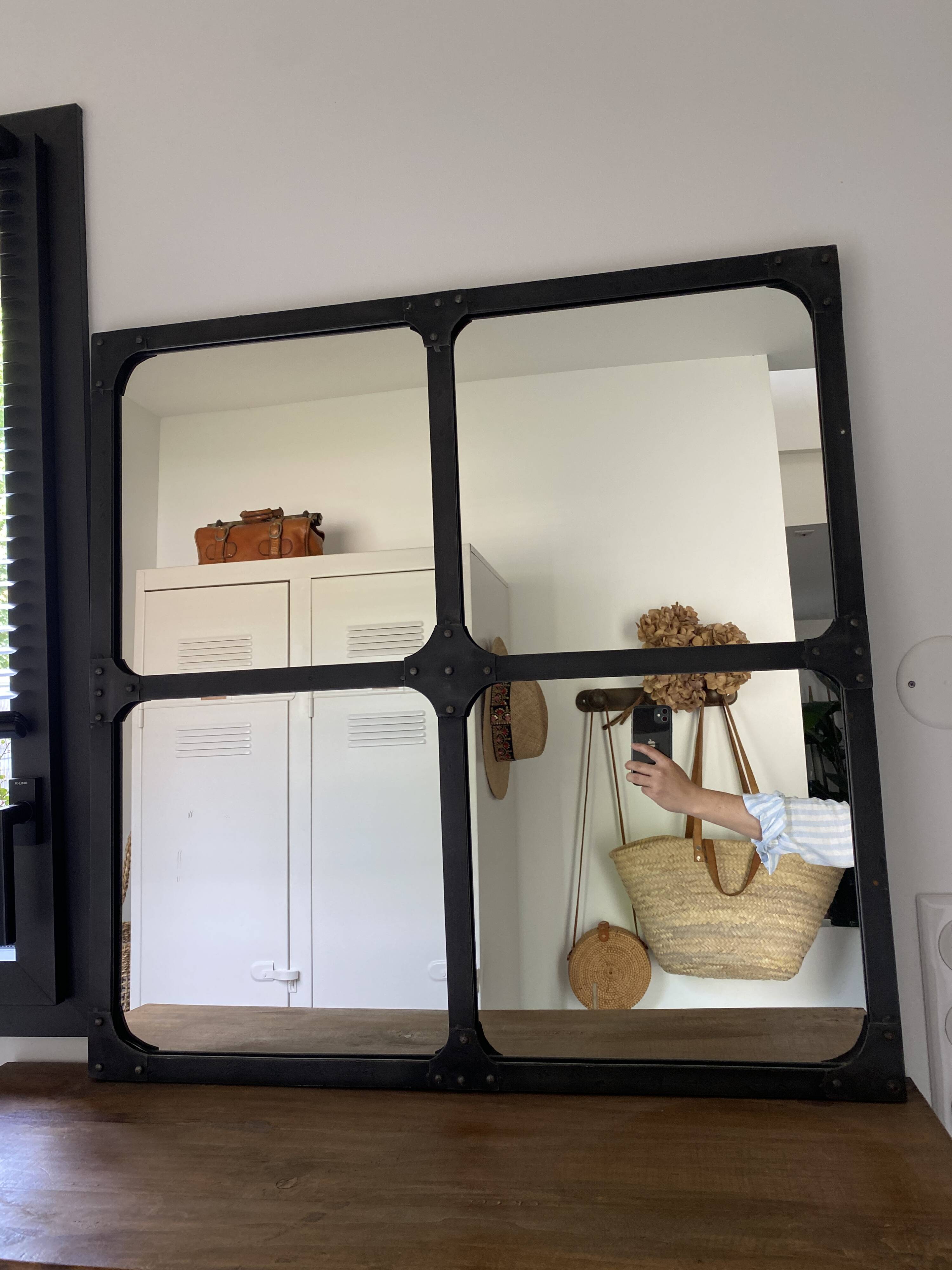 Handcrafted iron mirror