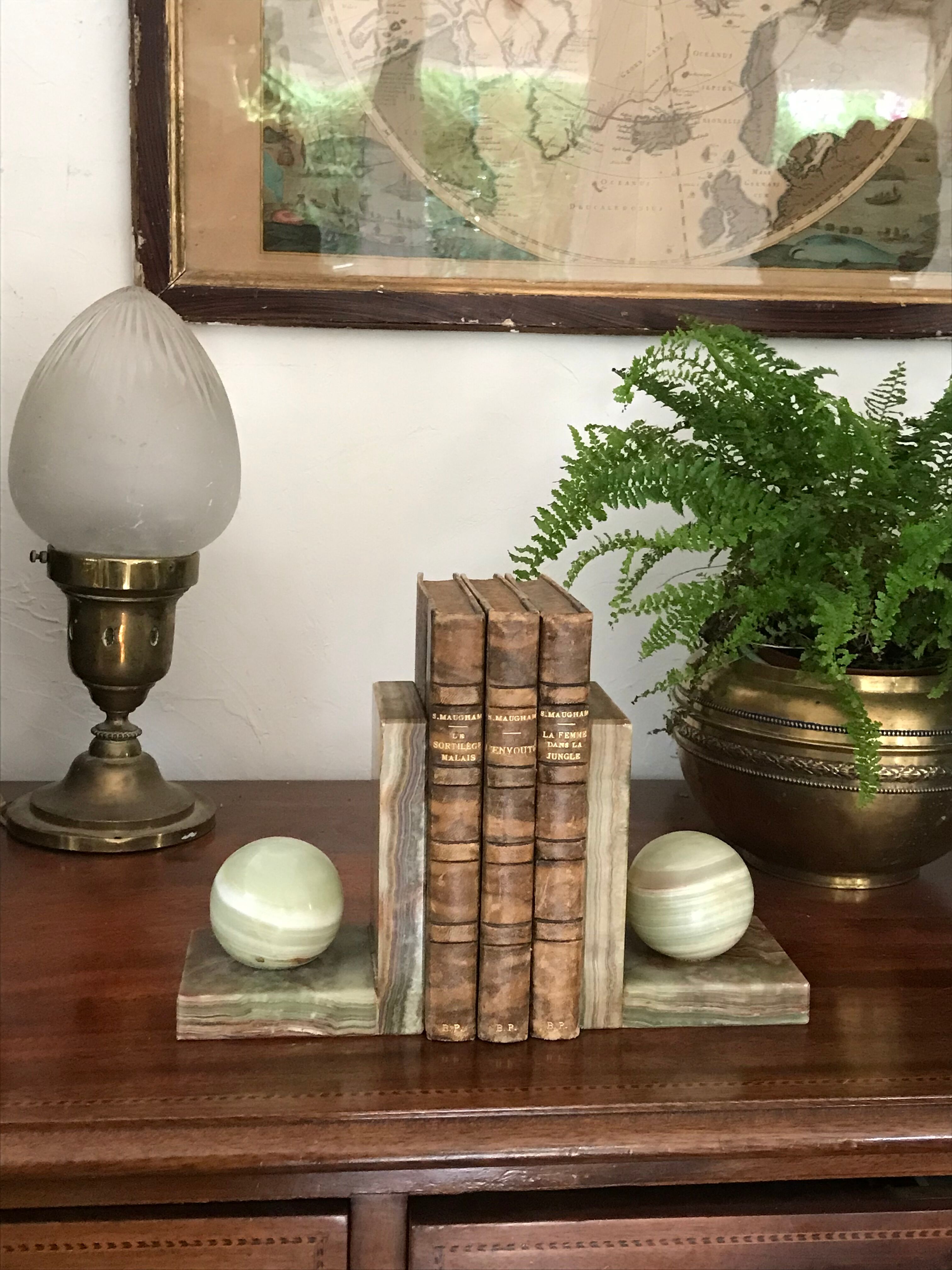 Onyx book clambands