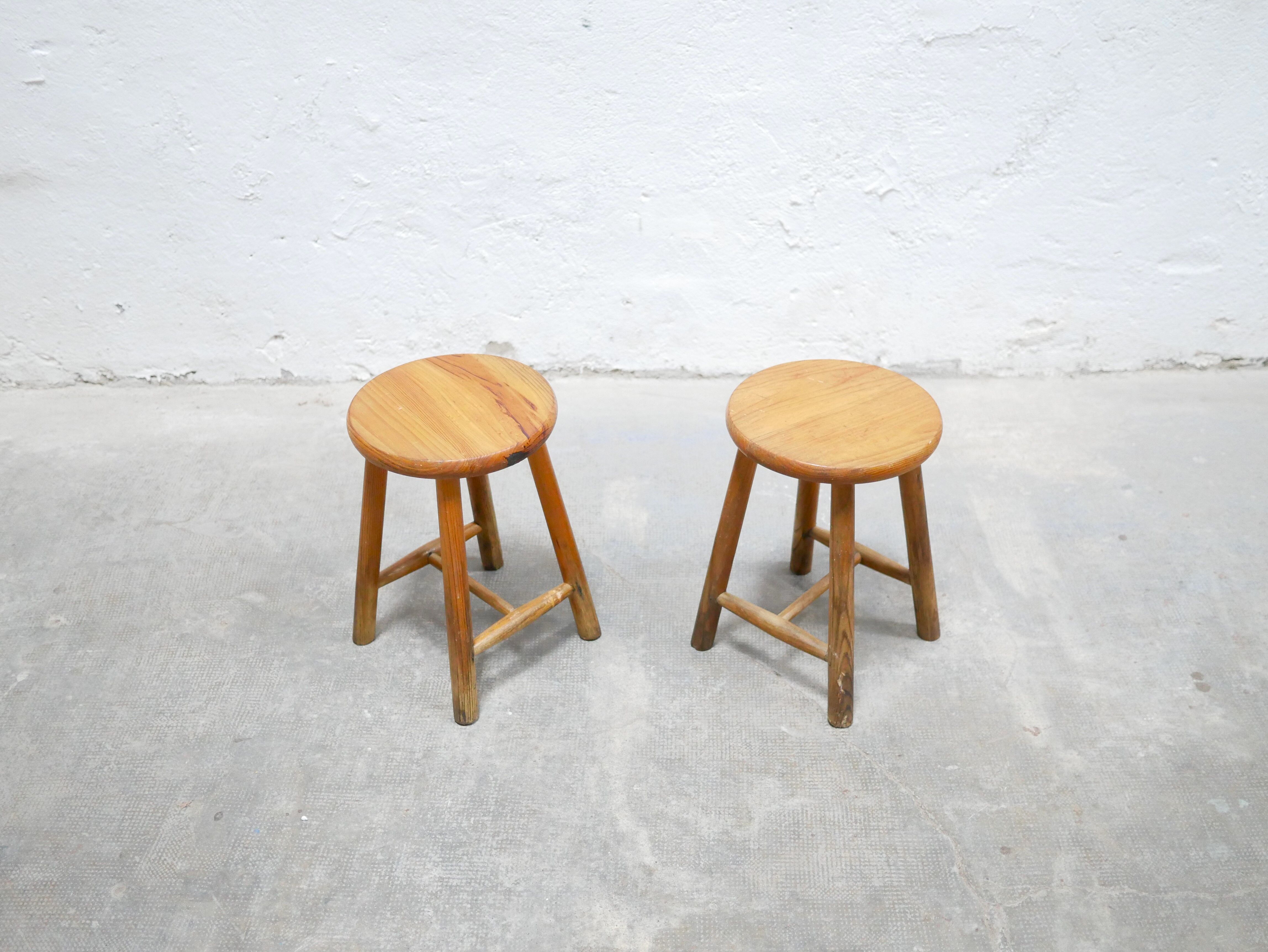 Vintage pine stool