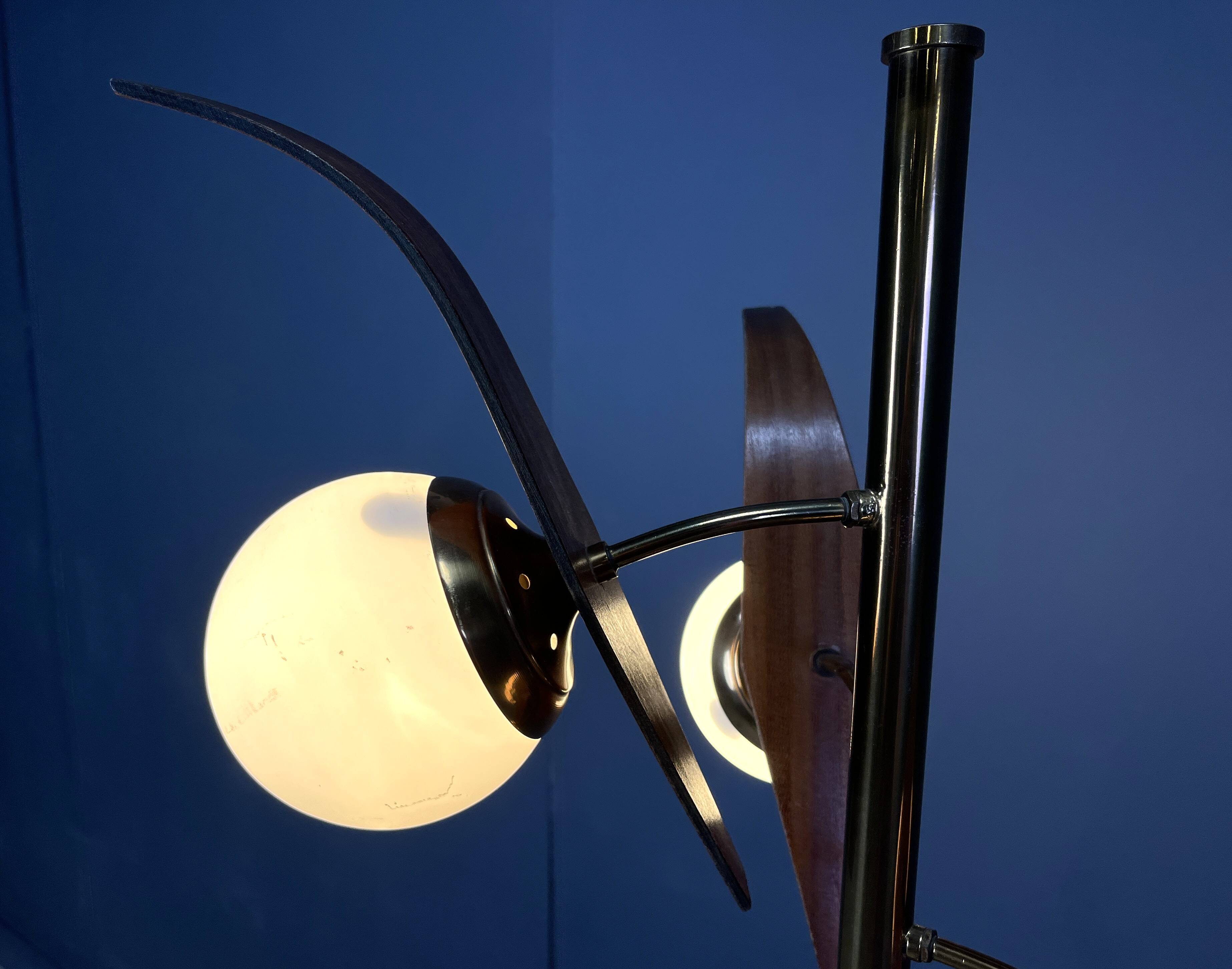 Mid century italian floor lamp attr. to Stilnovo, 1950s