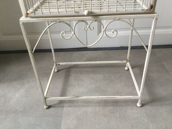 Meuble console cave à alcool en fer